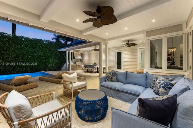 2500 Regatta Ave, Miami Beach, FL 33140