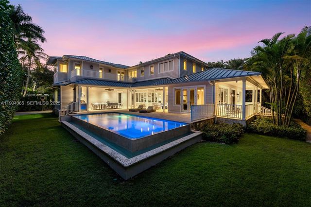 2500 Regatta Ave, Miami Beach, FL 33140