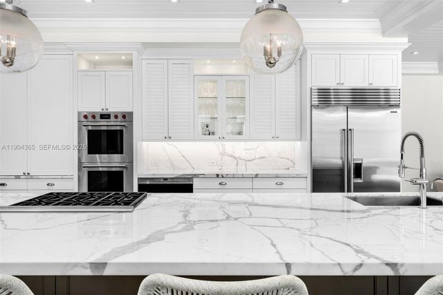 2500 Regatta Ave, Miami Beach, FL 33140