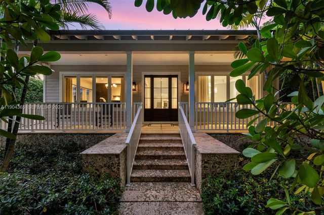 2500 Regatta Ave, Miami Beach, FL 33140