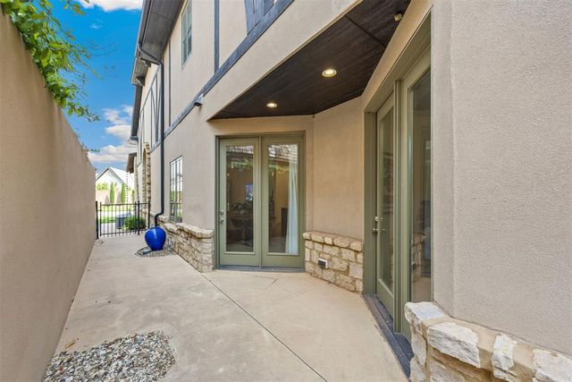 6509 Avondale Drive B, Nichols Hills, OK 73116
