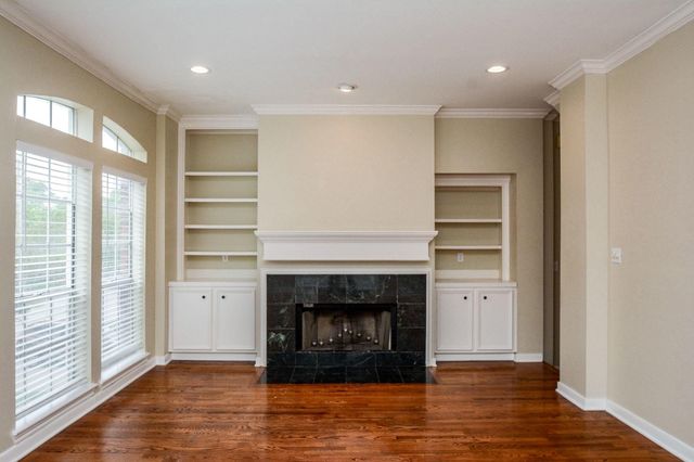 2022 Fairview, Houston, TX 77019