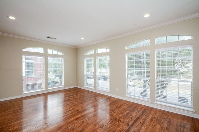 2022 Fairview, Houston, TX 77019