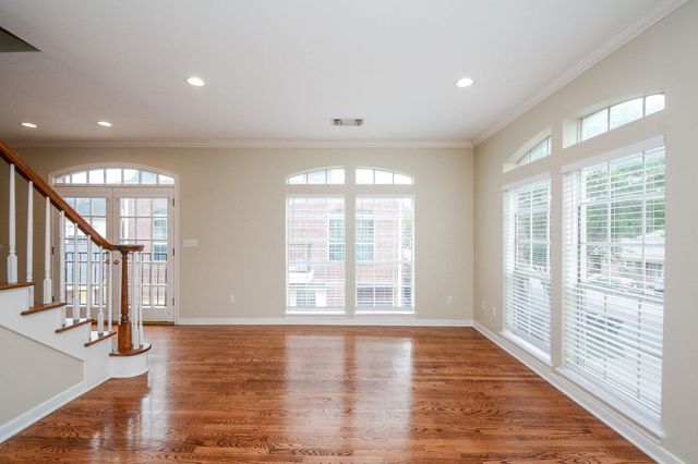 2022 Fairview, Houston, TX 77019