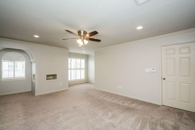 2022 Fairview, Houston, TX 77019