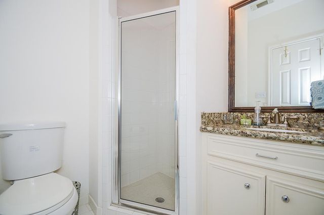 2022 Fairview, Houston, TX 77019