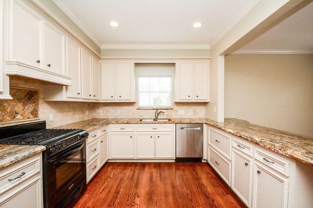 2022 Fairview, Houston, TX 77019