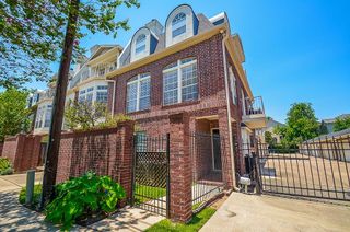 2022 Fairview, Houston, TX 77019