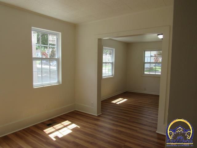 612 SW 5th ST, Topeka, KS 66603