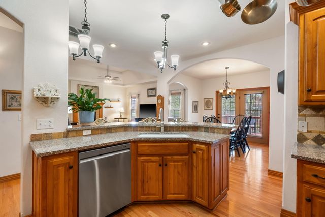 661 Greer Avenue, Nixa, MO 65714