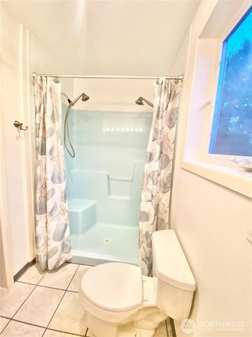 576 Puffin Avenue, Ocean Shores, WA 98569