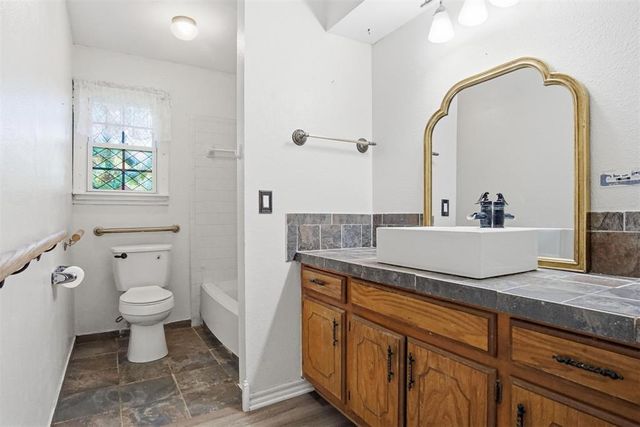 16374 Gml Court, Jones, OK 73049