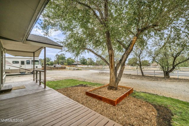 1346 Stephanie Way, Minden, NV 89423