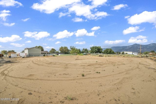 1346 Stephanie Way, Minden, NV 89423