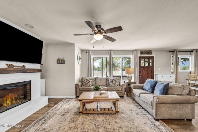1346 Stephanie Way, Minden, NV 89423