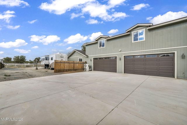 1346 Stephanie Way, Minden, NV 89423