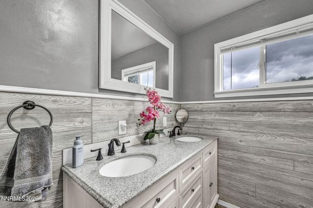 1346 Stephanie Way, Minden, NV 89423