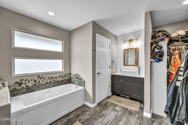 1346 Stephanie Way, Minden, NV 89423