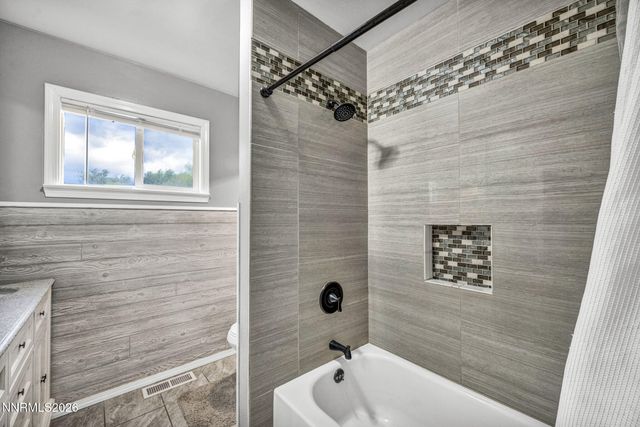 1346 Stephanie Way, Minden, NV 89423