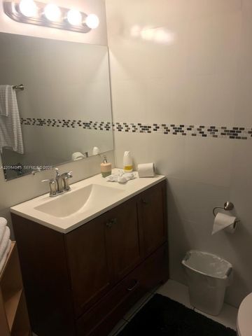 26 Diplomat Parkway 2233, Hallandale Beach, FL 33009