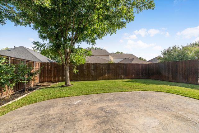 4617 Dwarf Nettle Drive, Fort Worth, TX 76244