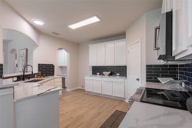 4617 Dwarf Nettle Drive, Fort Worth, TX 76244