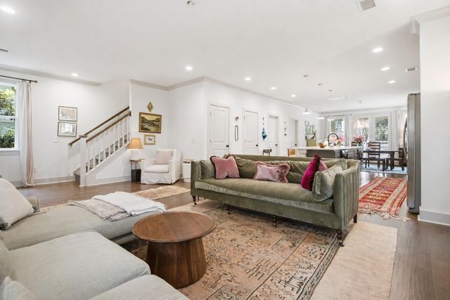 2204 Wappoo Drive, Charleston, SC 29412