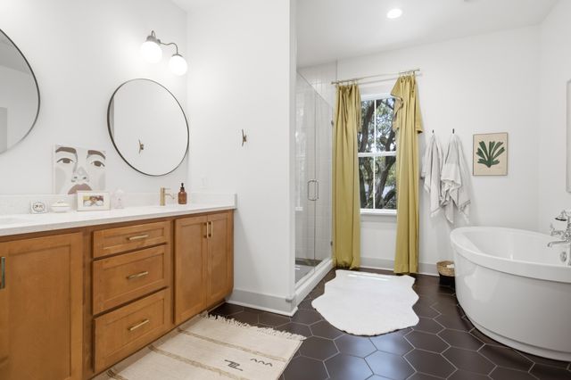 2204 Wappoo Drive, Charleston, SC 29412