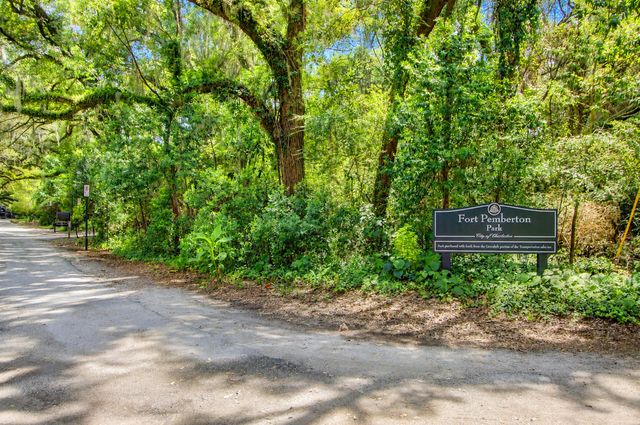 2204 Wappoo Drive, Charleston, SC 29412