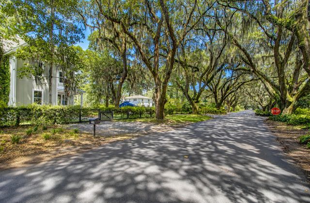2204 Wappoo Drive, Charleston, SC 29412