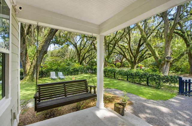 2204 Wappoo Drive, Charleston, SC 29412