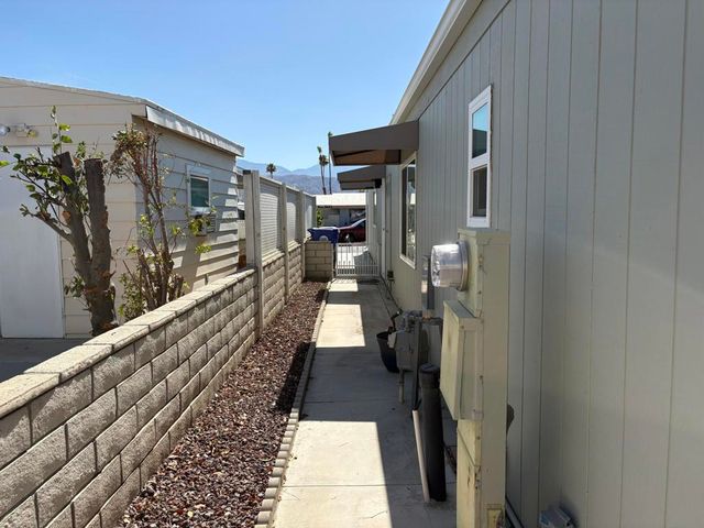 39780 Black Mesa Lane, Palm Desert, CA 92260