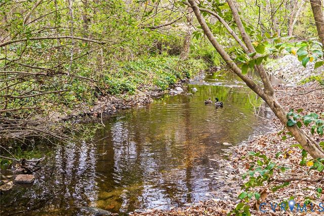 402 Beechwood Dr, Henrico, VA 23229