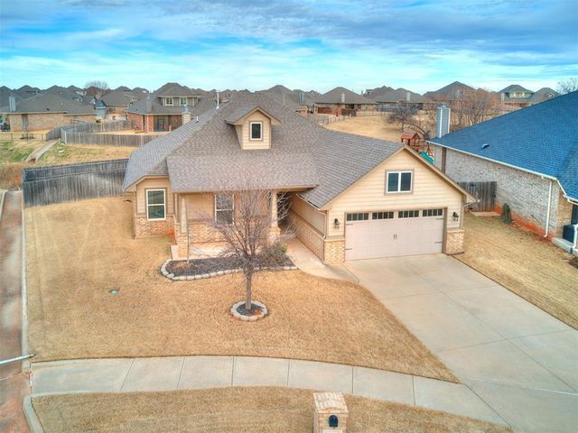 18524 Bridlington Court, Edmond, OK 73012