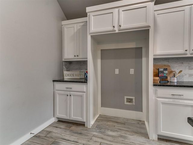 18524 Bridlington Court, Edmond, OK 73012