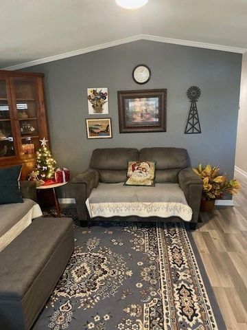 240 Driftwood Drive, Goodrich, TX 77335