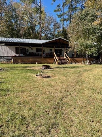 240 Driftwood Drive, Goodrich, TX 77335