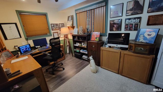 4408 N ROSEMEAD Drive, Peoria, IL 61614