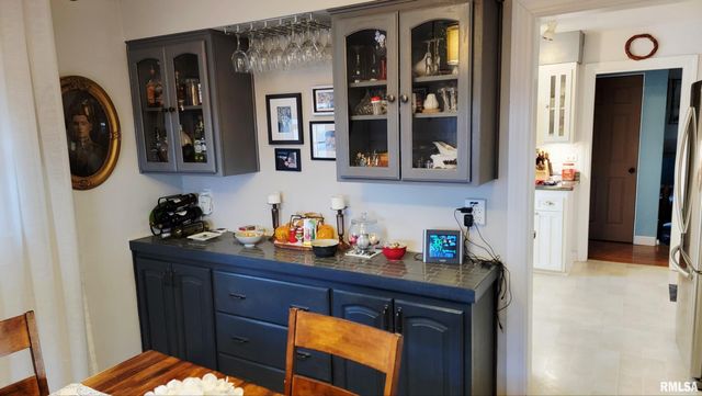 4408 N ROSEMEAD Drive, Peoria, IL 61614