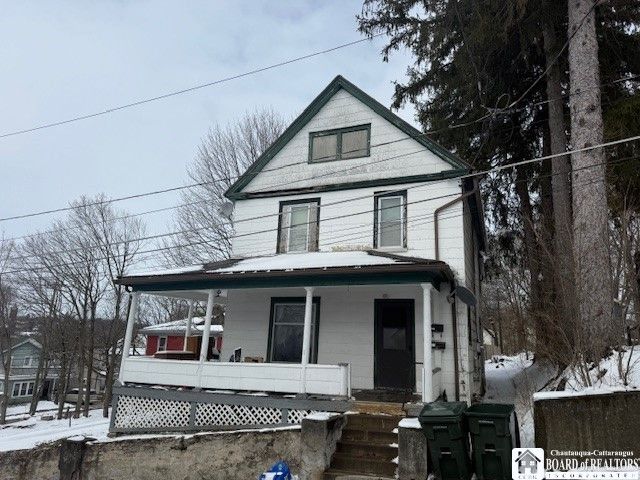 7 Pullman Street, Jamestown, NY 14701