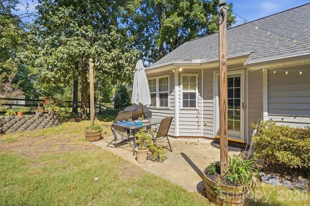 2212 Ryefield Way, Monroe, NC 28112