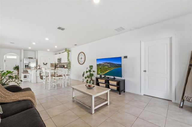 865 GUNNISON DRIVE, Orange City, FL 32763