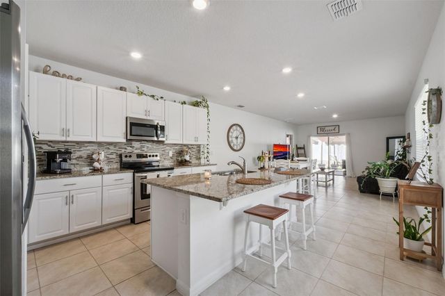 865 GUNNISON DRIVE, Orange City, FL 32763