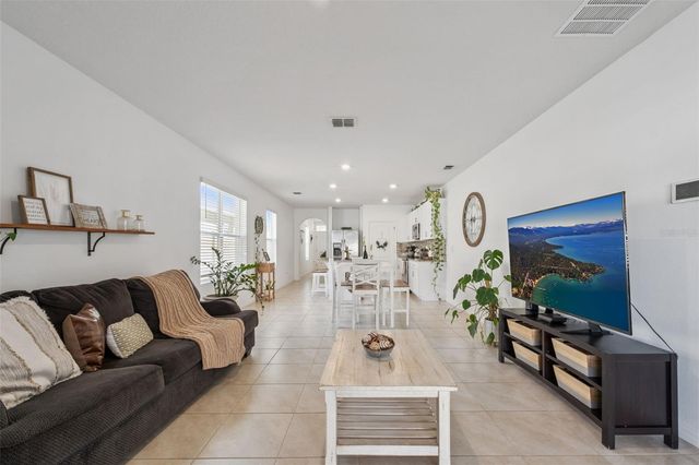 865 GUNNISON DRIVE, Orange City, FL 32763