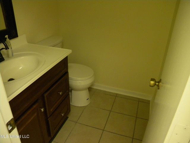 109-B Office Park Dr, Brandon, MS 39042