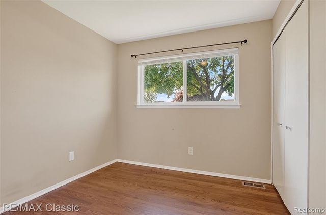 14011 Ken Court, Warren, MI 48088