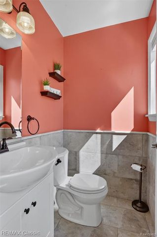 14011 Ken Court, Warren, MI 48088