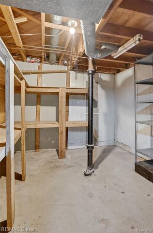 14011 Ken Court, Warren, MI 48088