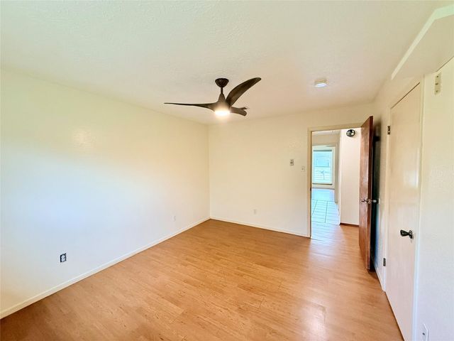 2410 Point Comfort Court, Webster, TX 77598
