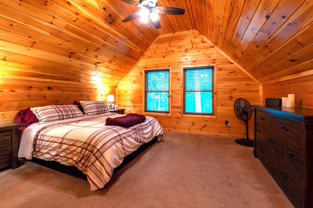 12 Elm Street, Jay, NY 12941